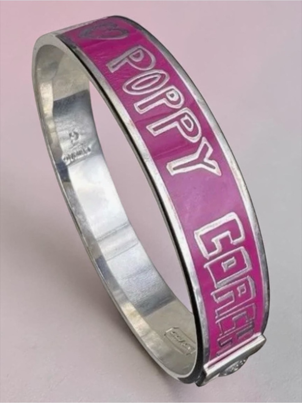 Coach Poppy est 1941  Y2K Pink Fuchsia Enamel Silver Bangle Bracelet